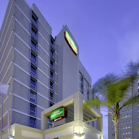 Courtyard By Marriott San Juan Miramar-3